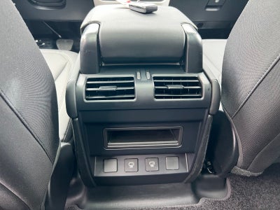 2025 Land Rover Defender 110 S
