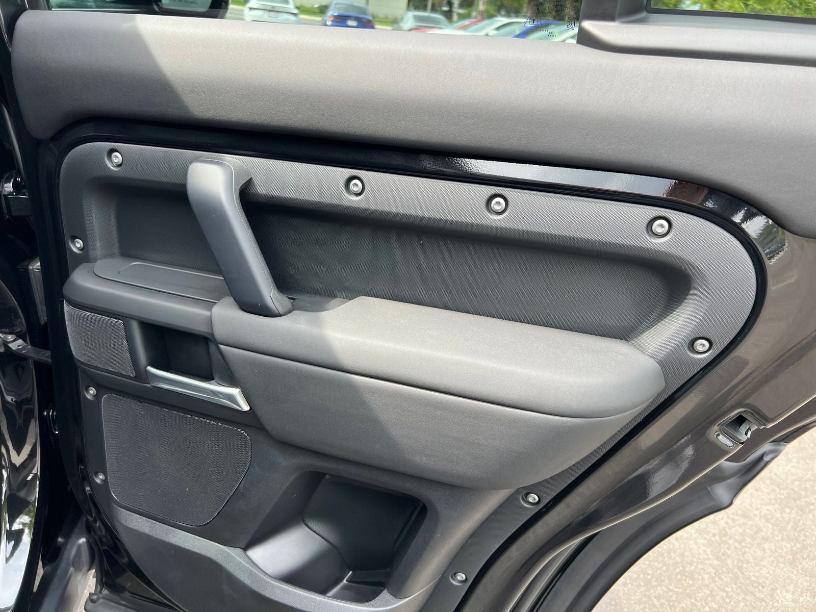 2025 Land Rover Defender 110 S
