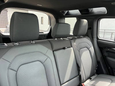 2025 Land Rover Defender 110 S