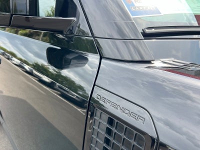 2025 Land Rover Defender 110 S