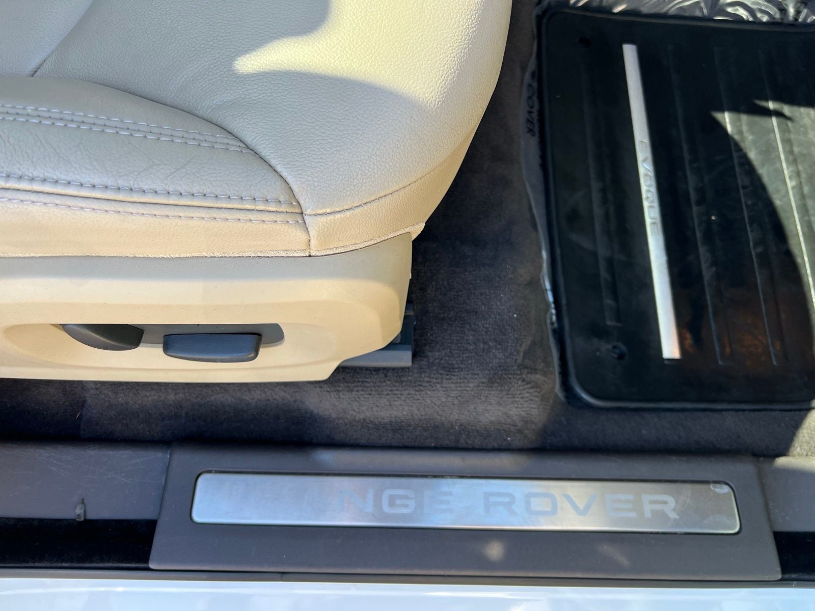 2015 Land Rover Range Rover Evoque Pure