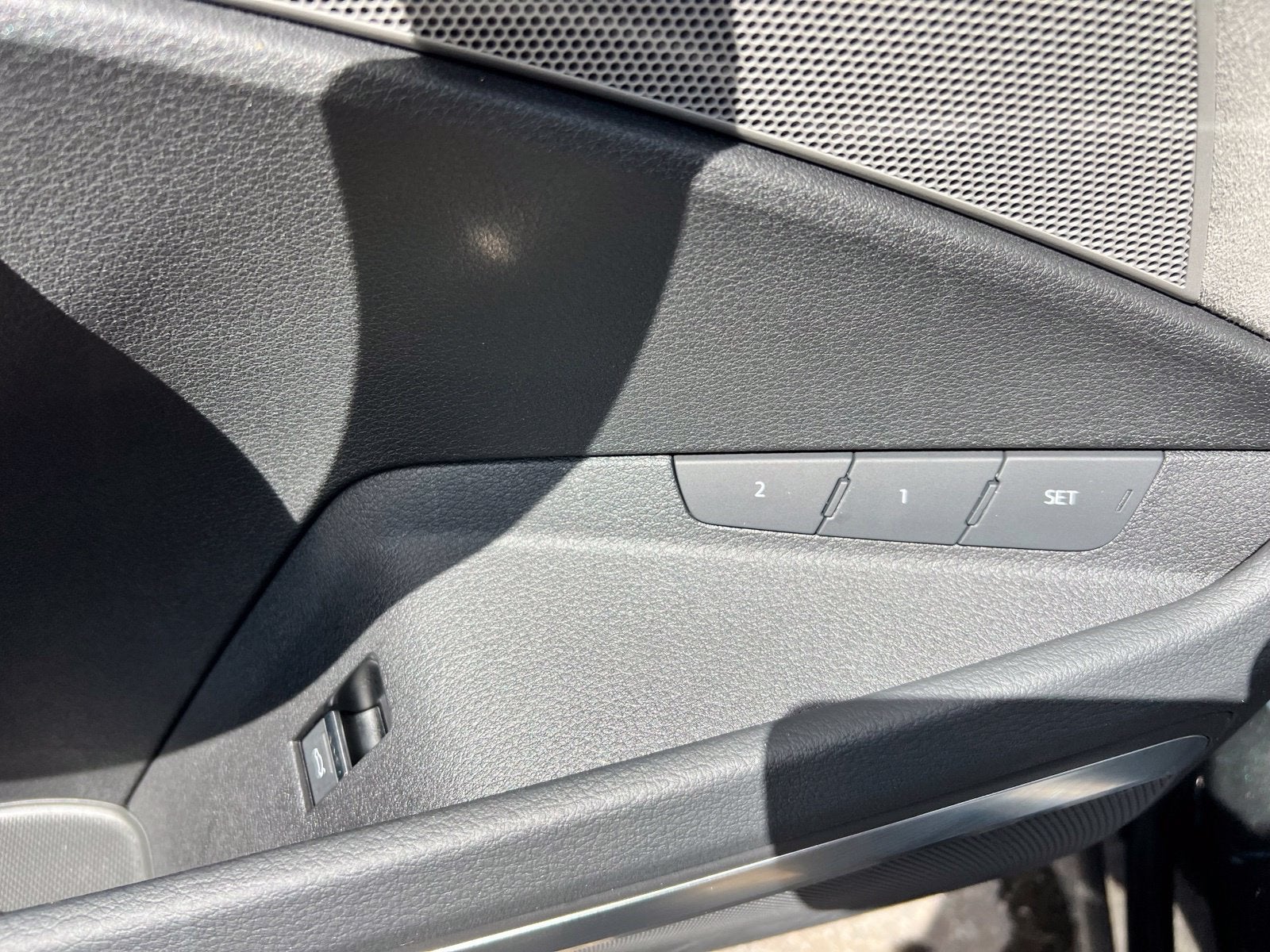 2024 Audi Q8 e-tron Prestige quattro