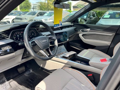 2024 Audi Q8 e-tron Prestige quattro