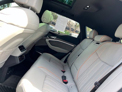 2024 Audi Q8 e-tron Prestige quattro