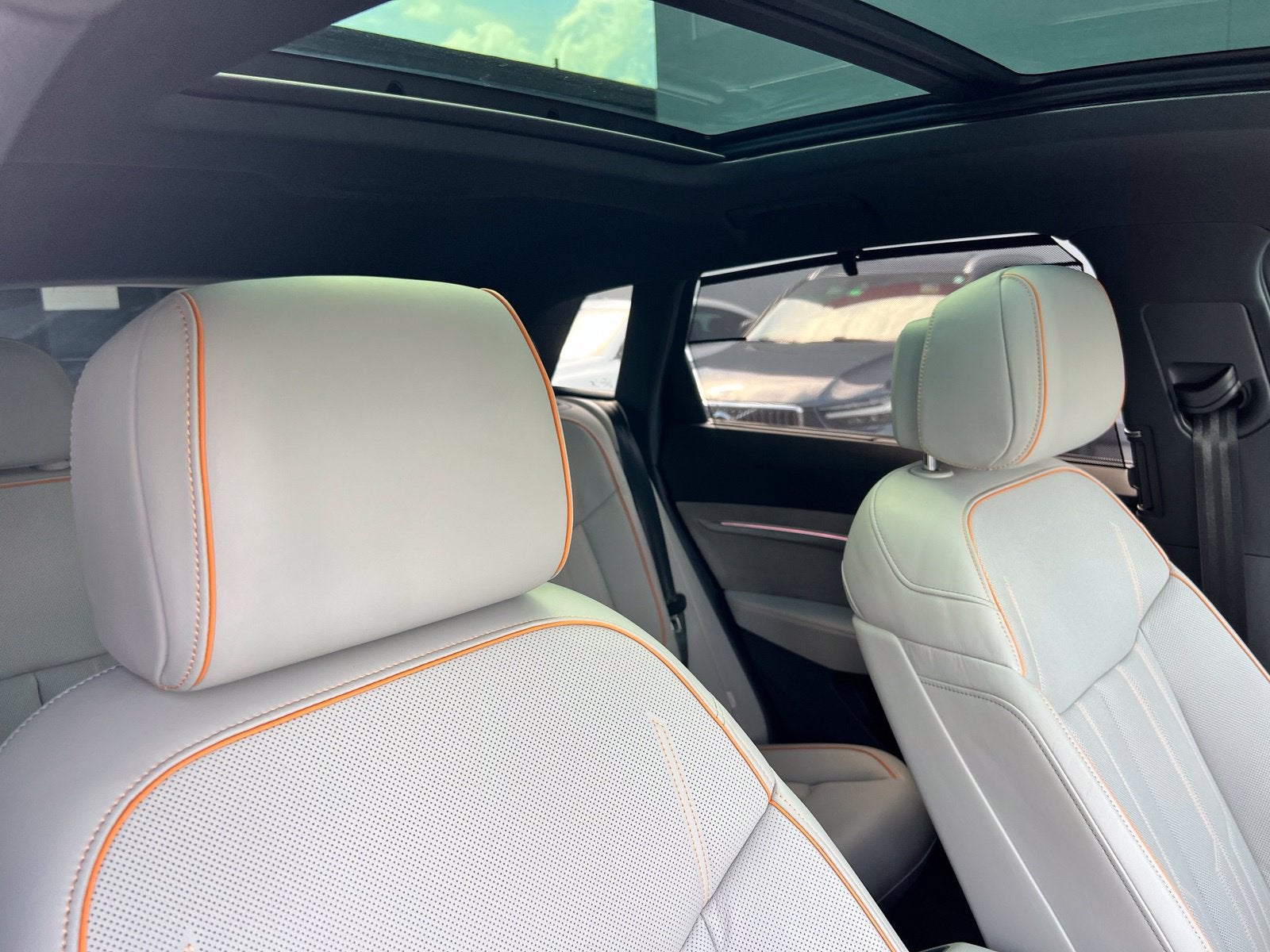 2024 Audi Q8 e-tron Prestige quattro