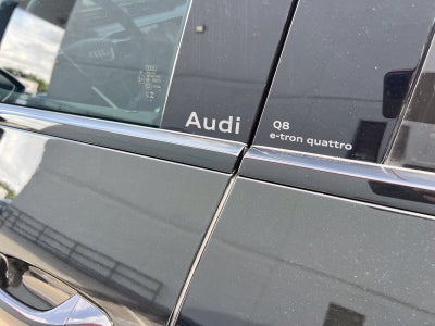 2024 Audi Q8 e-tron Prestige quattro