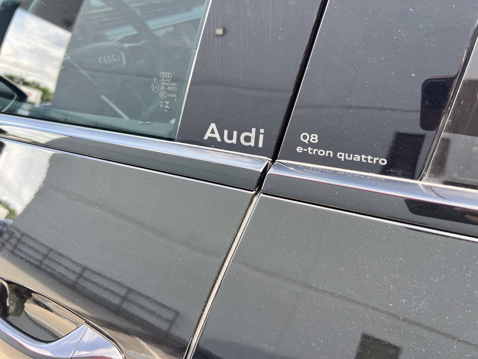 2024 Audi Q8 e-tron Prestige quattro