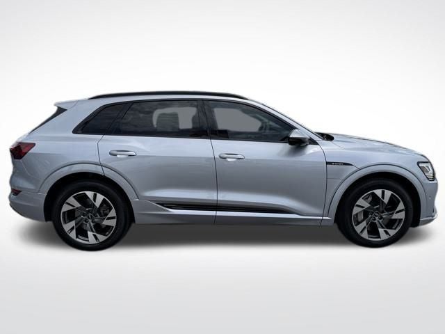 2022 Audi e-tron Premium quattro