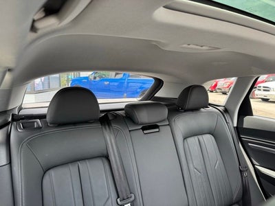 2022 Audi e-tron Premium quattro