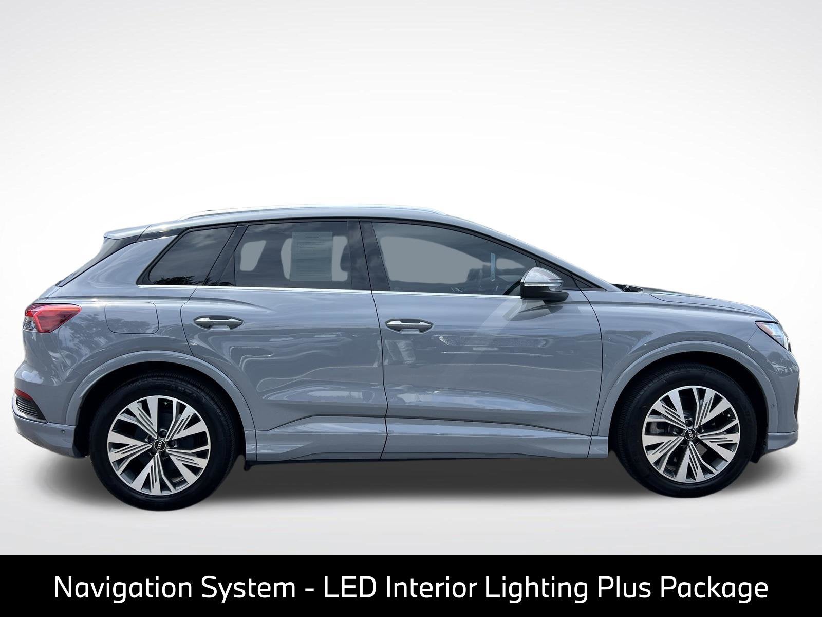 2024 Audi Q4 e-tron Premium Plus