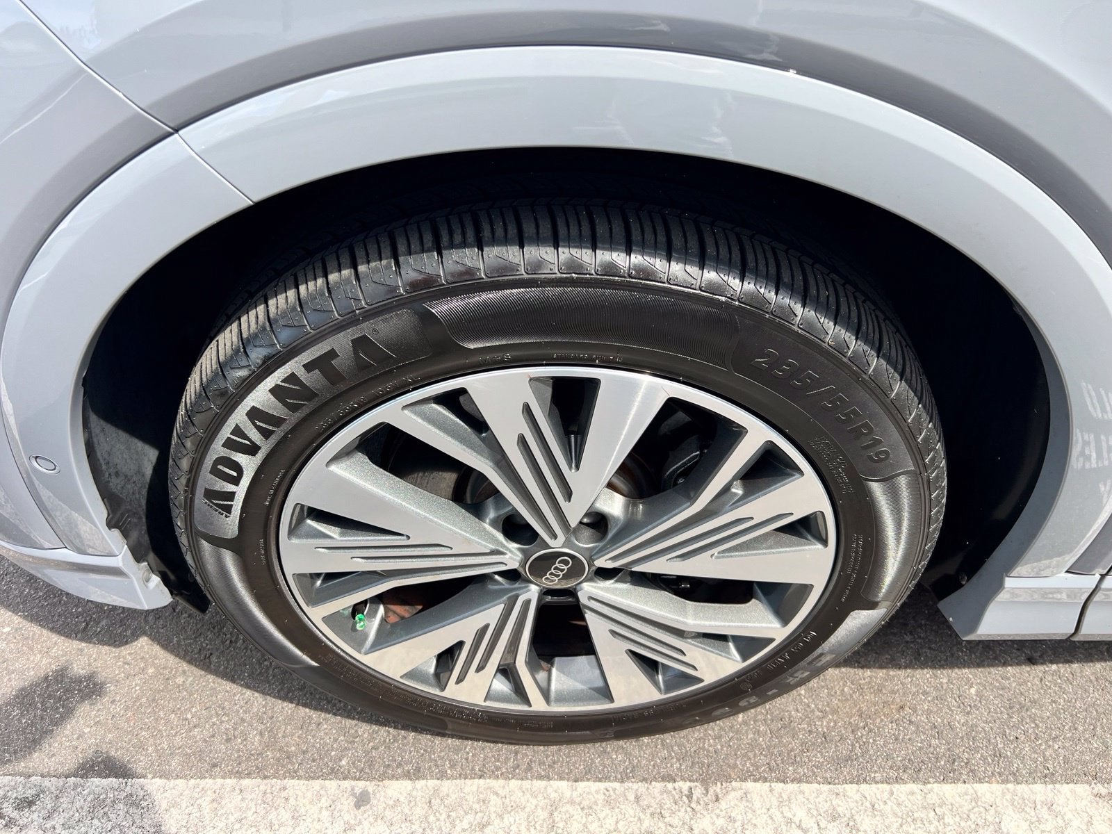 2024 Audi Q4 e-tron Premium Plus