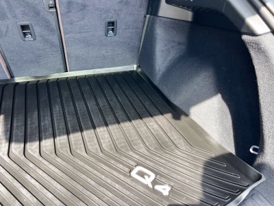 2024 Audi Q4 e-tron Premium Plus