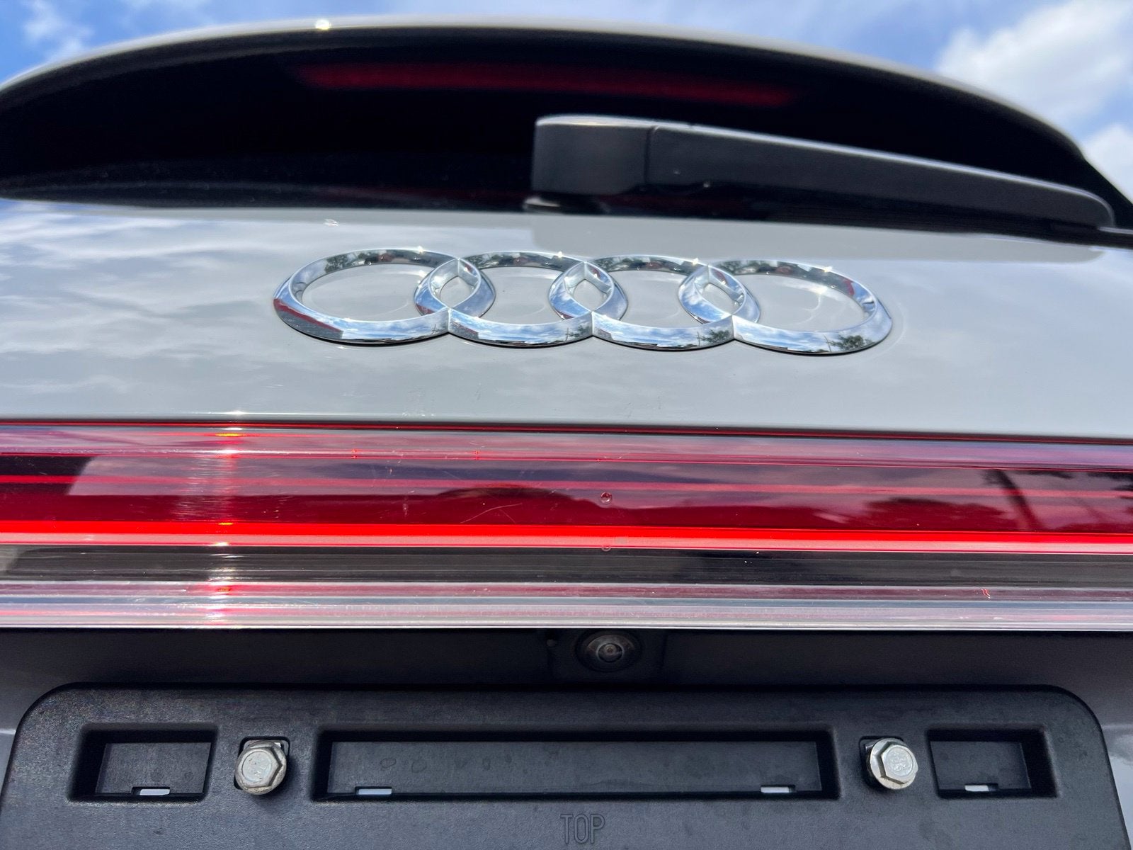 2024 Audi Q4 e-tron Premium Plus