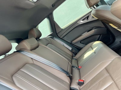 2024 Audi Q4 e-tron Premium Plus