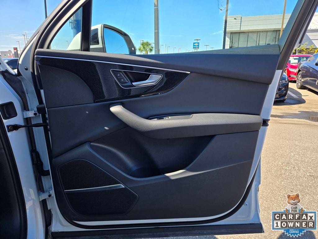 2022 Audi Q7 45 Premium Plus quattro