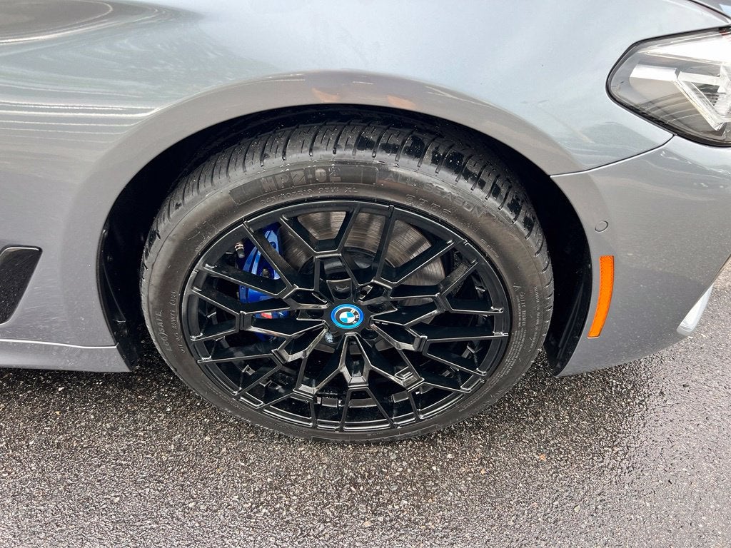 2022 BMW 5 Series 530e iPerformance