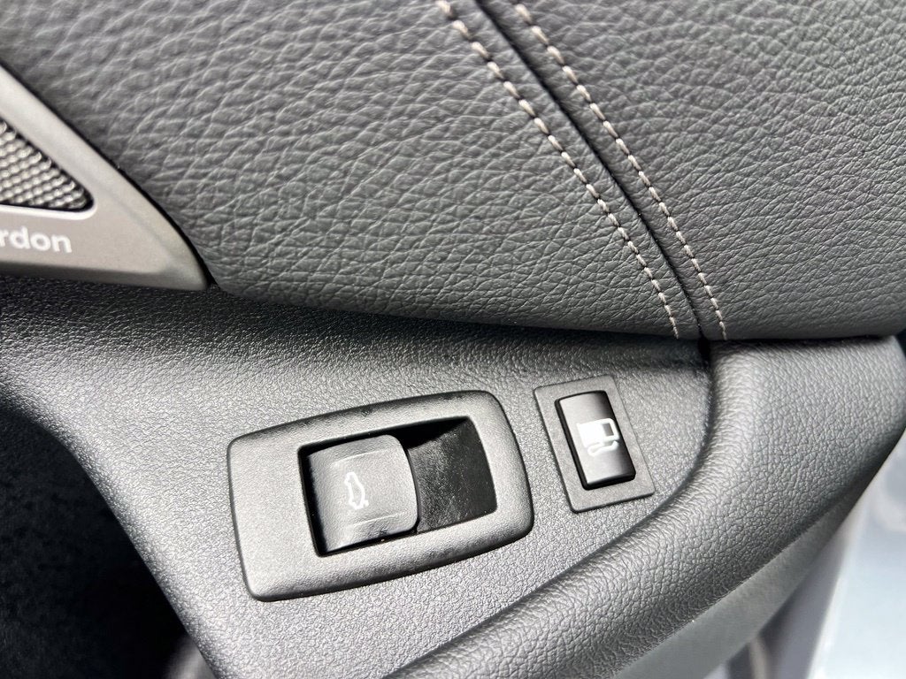 2022 BMW 5 Series 530e iPerformance