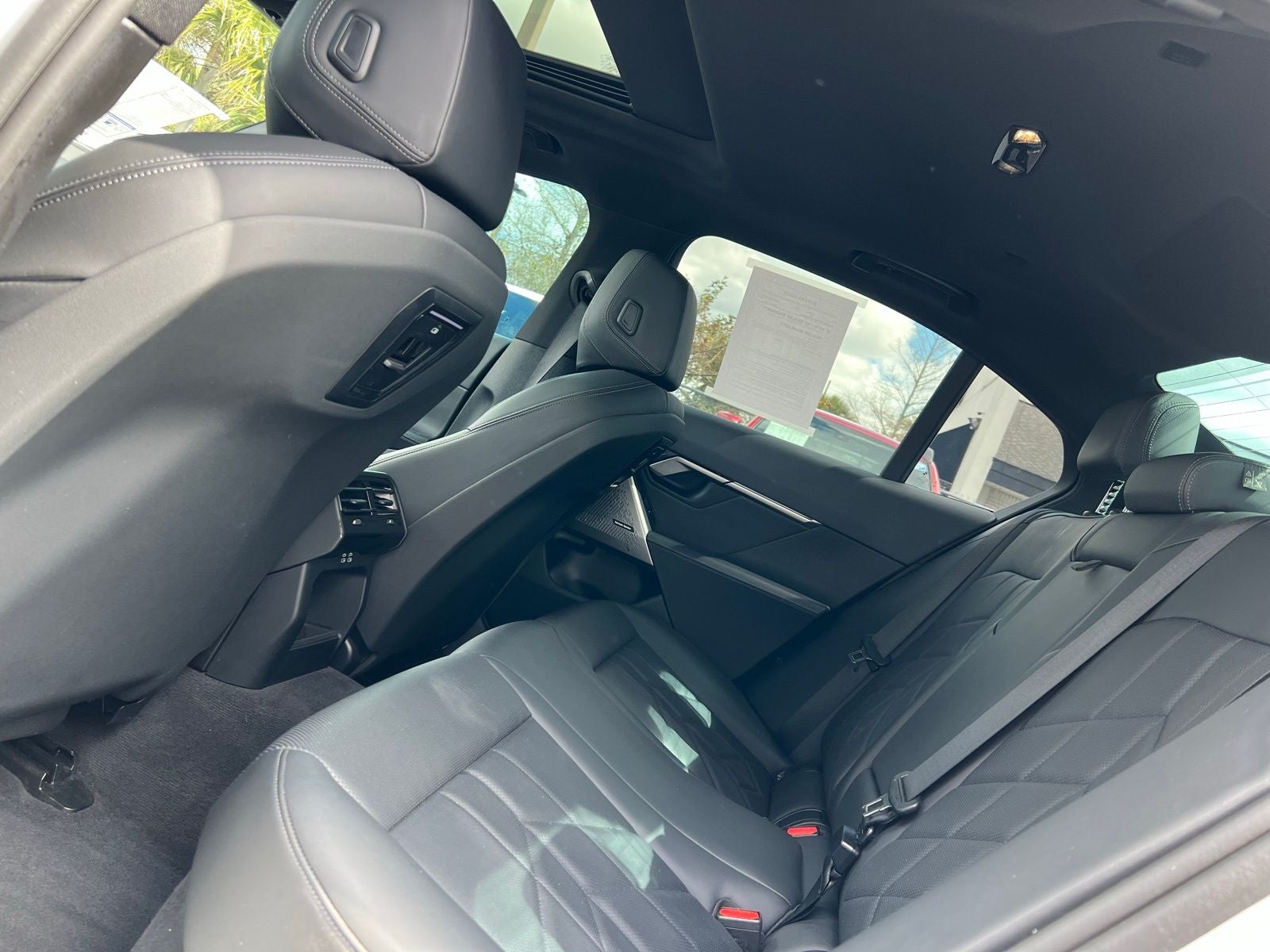 2024 BMW 5 Series 530i