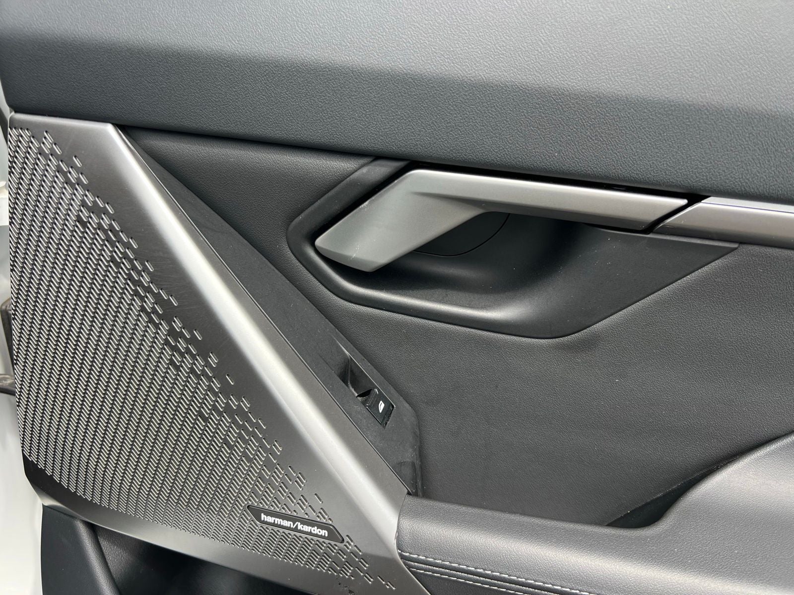 2024 BMW 5 Series 530i