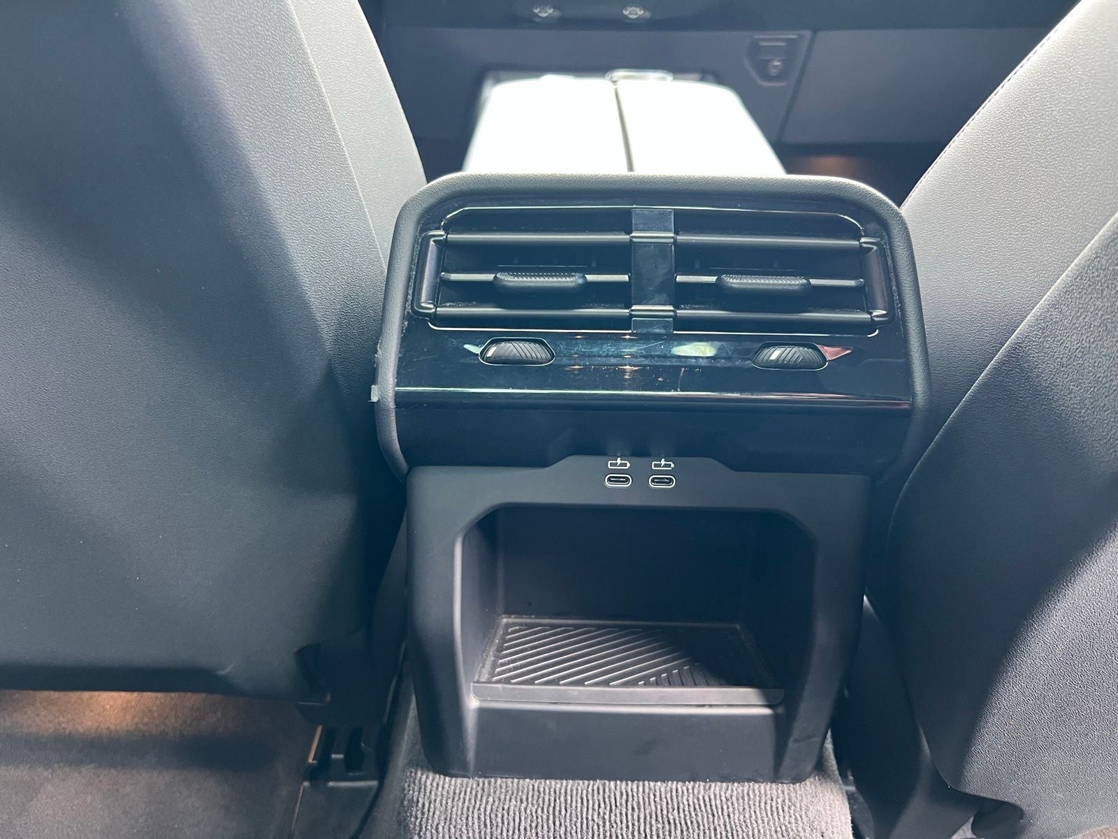 2024 BMW 5 Series 530i