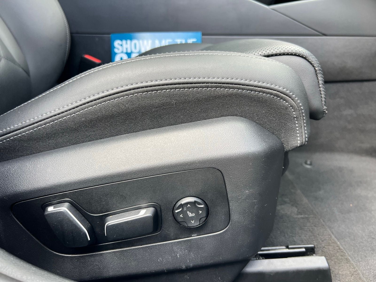 2024 BMW 5 Series 530i