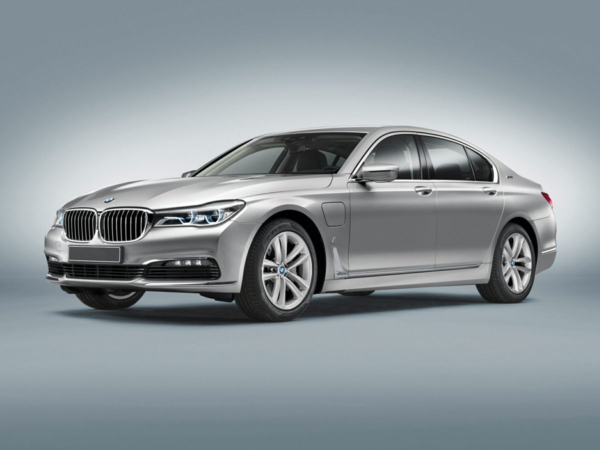 2018 BMW 7 Series 740e