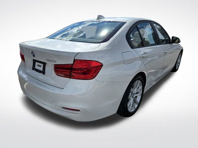 2018 BMW 3 Series 320i