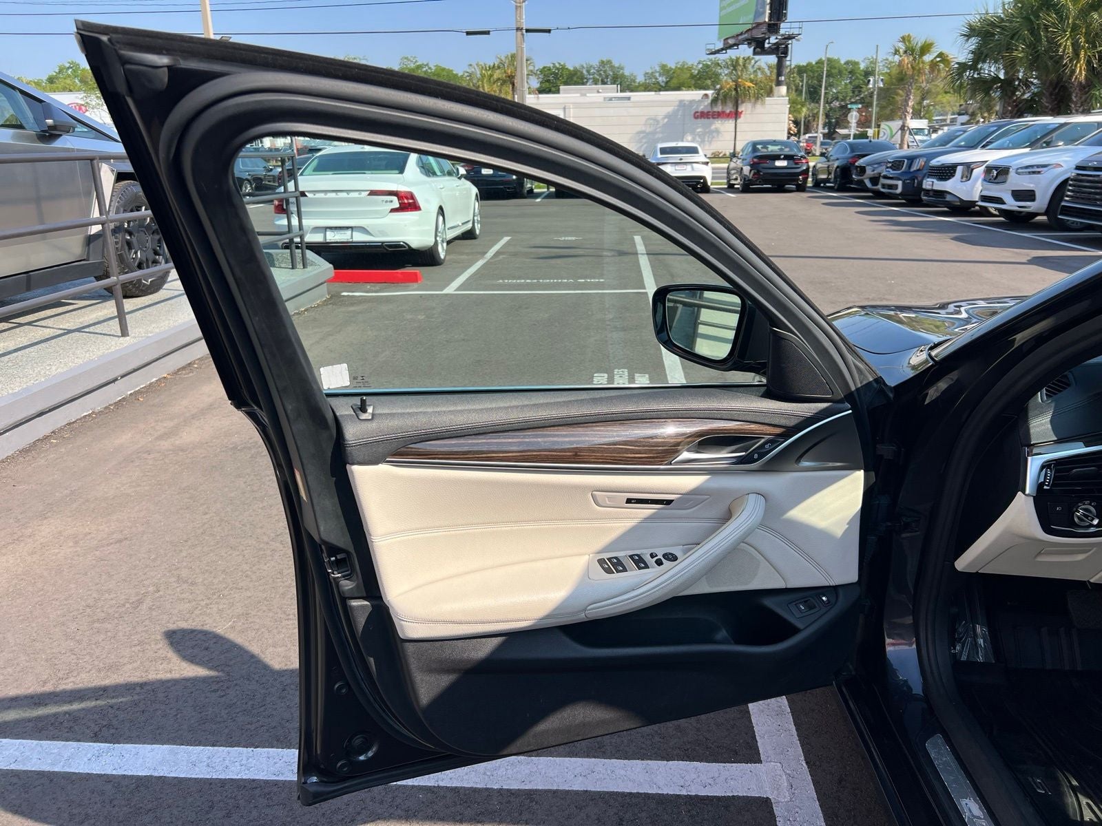 2018 BMW 5 Series 530e iPerformance