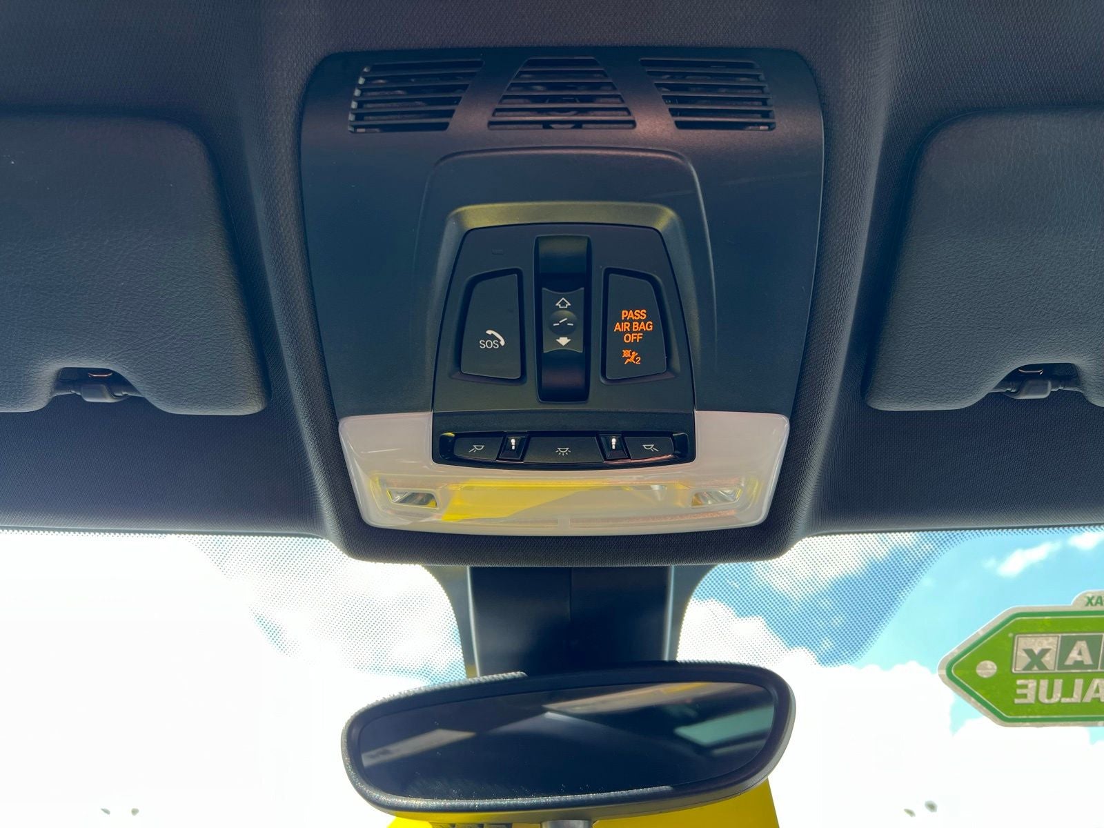 2023 BMW X2 sDrive28i