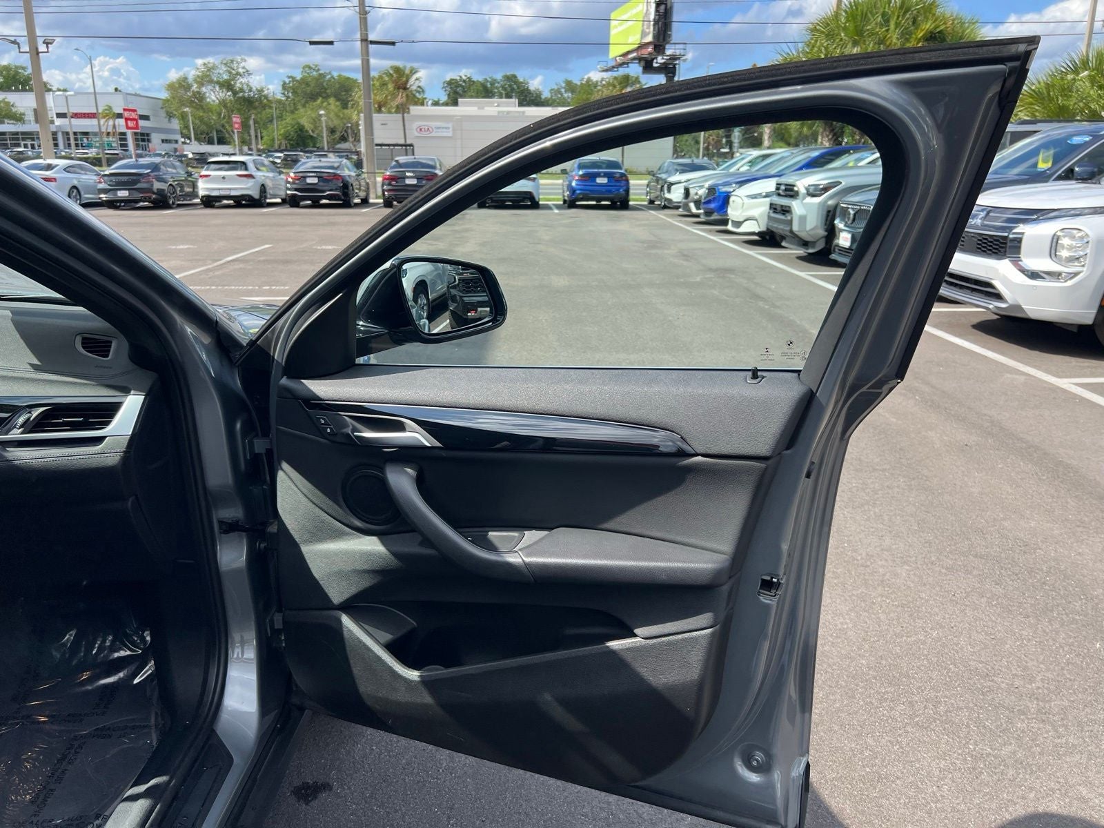 2023 BMW X2 sDrive28i