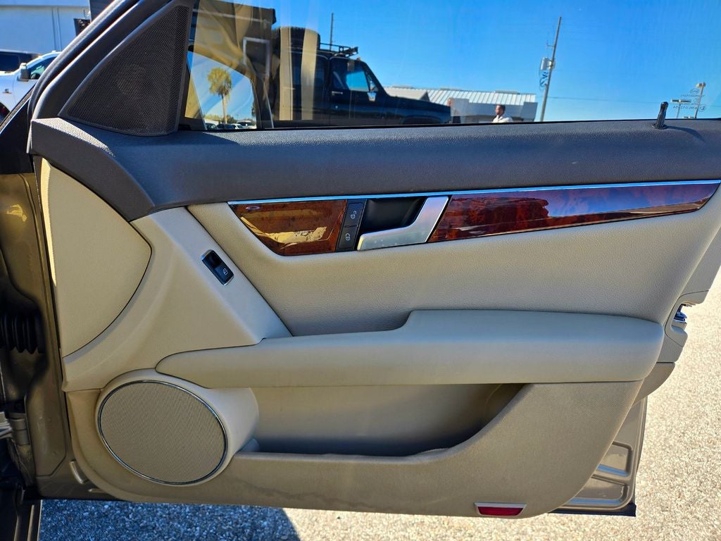 2011 Mercedes-Benz C-Class C 300