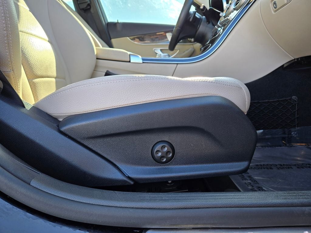 2020 Mercedes-Benz C-Class C 300