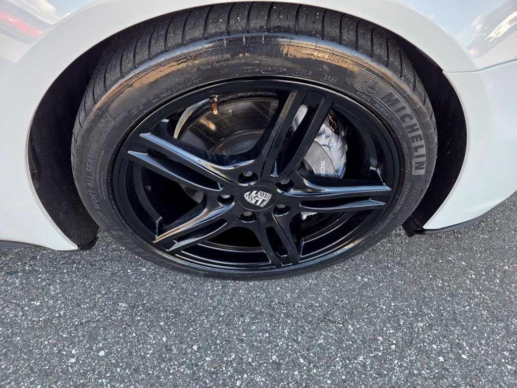 2017 Porsche Panamera Base