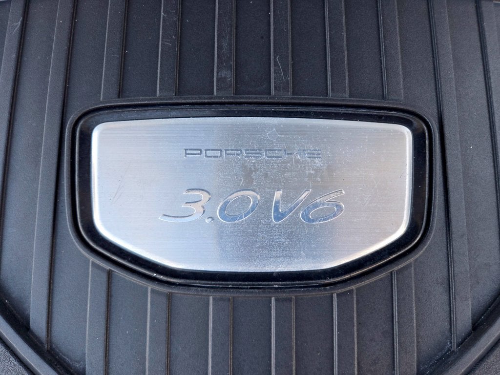 2017 Porsche Panamera Base