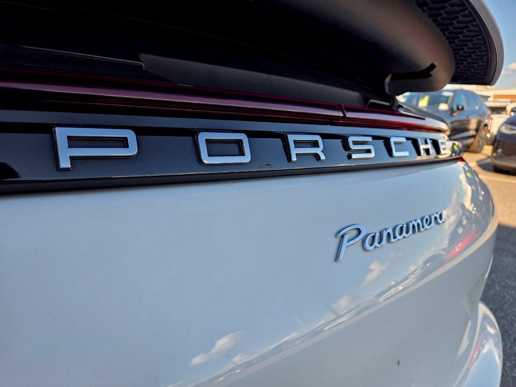 2017 Porsche Panamera Base