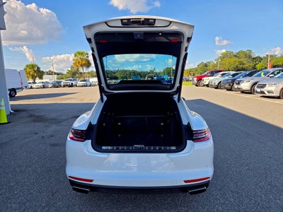 2017 Porsche Panamera Base