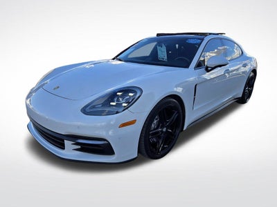 2017 Porsche Panamera Base