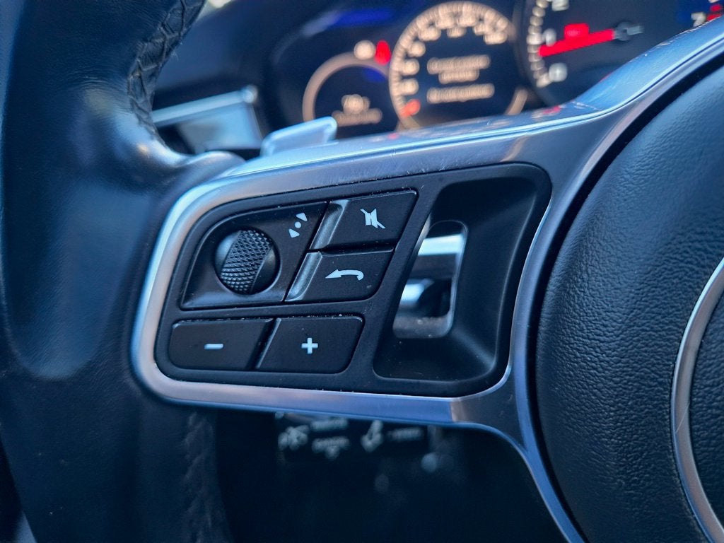 2017 Porsche Panamera Base