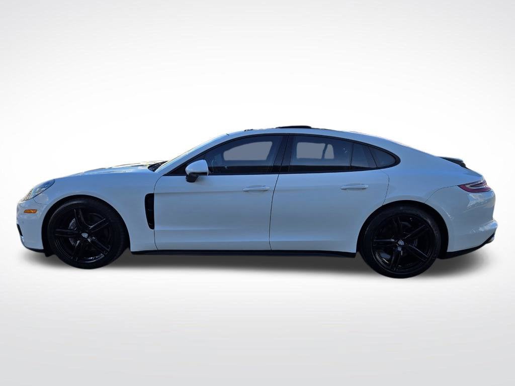 2017 Porsche Panamera Base