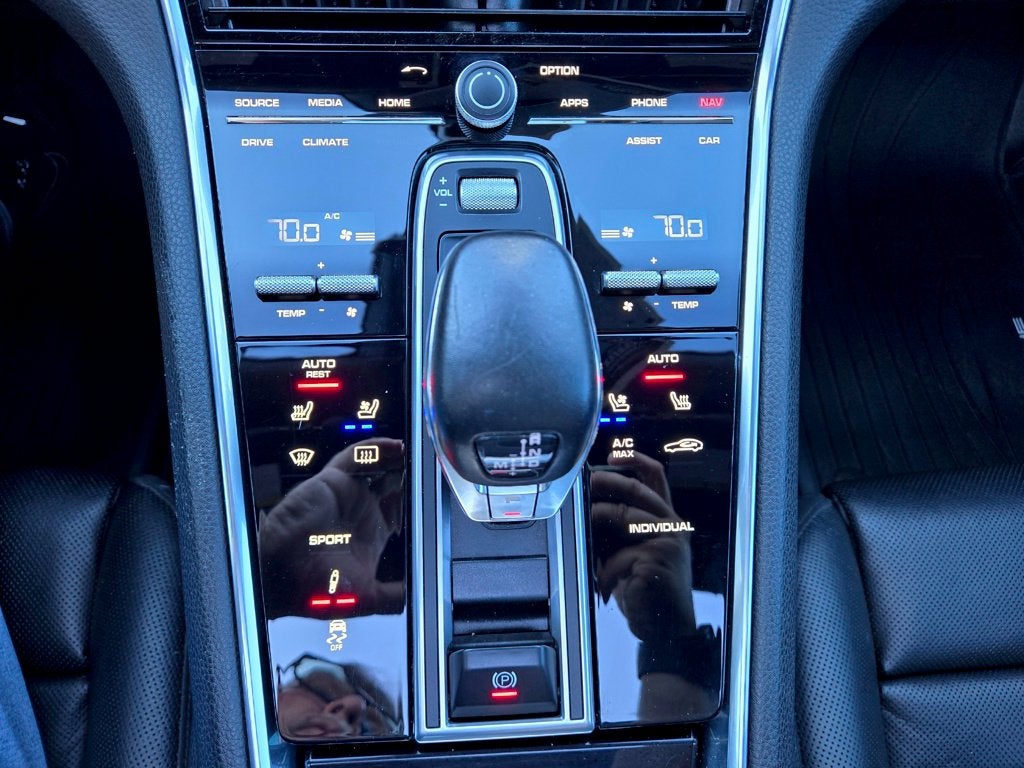2017 Porsche Panamera Base