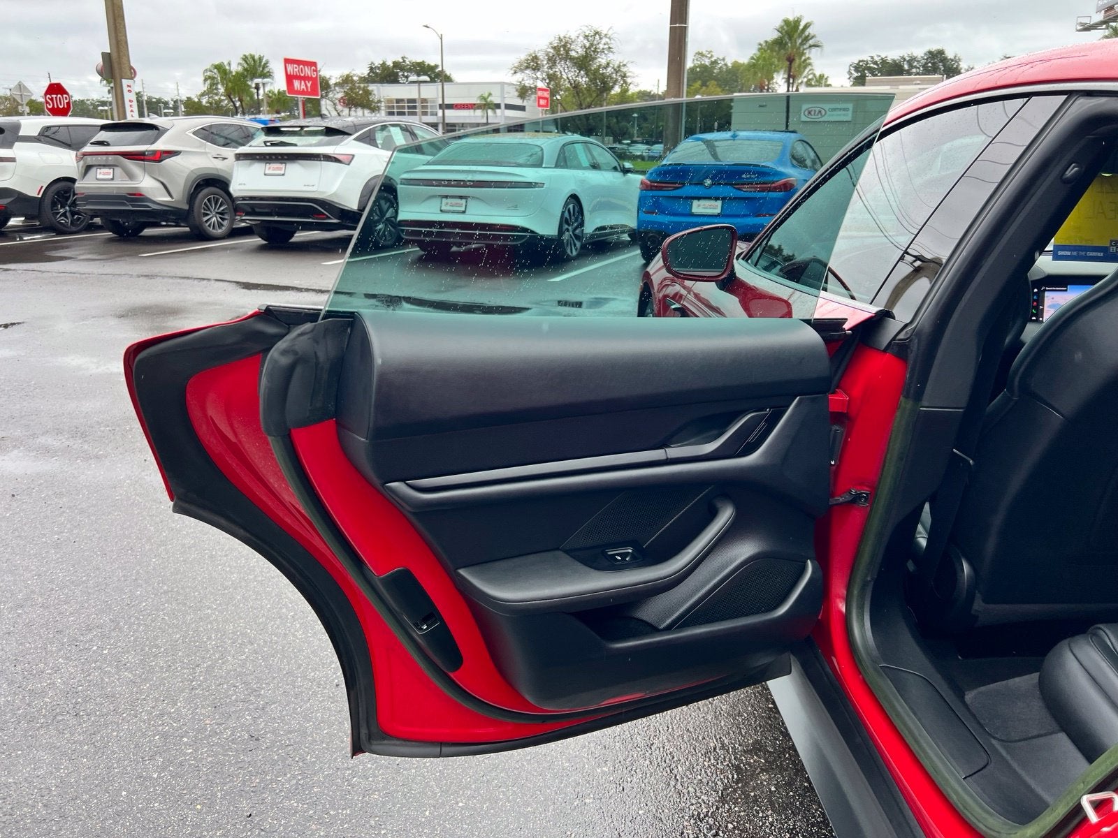 2023 Porsche Taycan Base