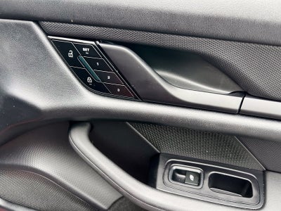 2023 Porsche Taycan Base