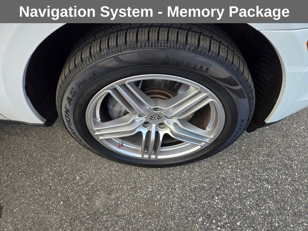 2020 Porsche Macan S