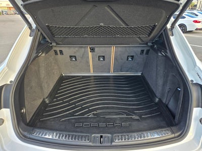 2020 Porsche Macan S