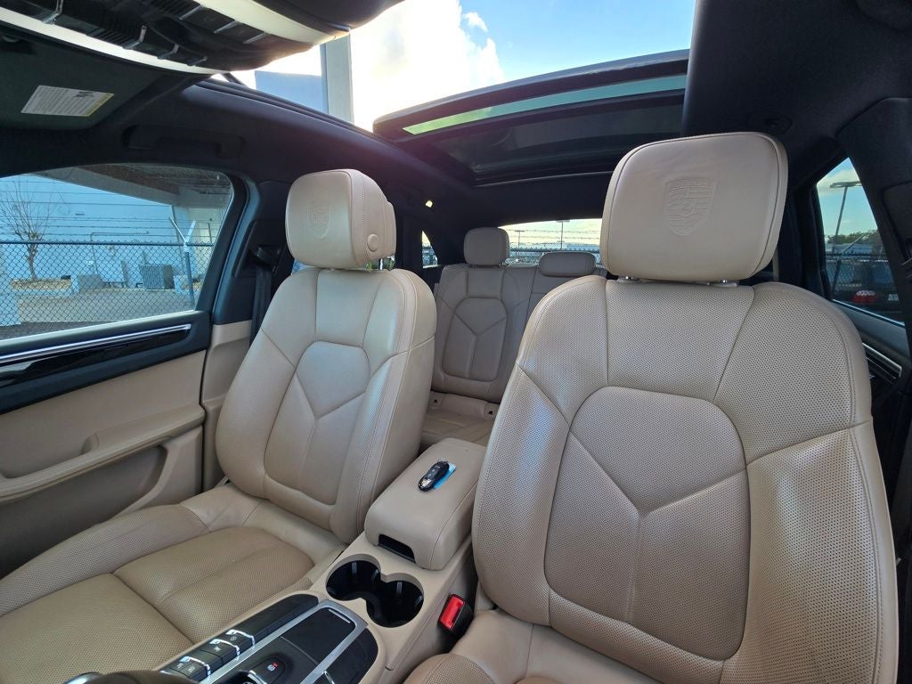 2020 Porsche Macan S