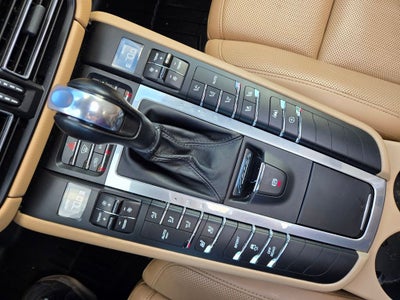 2020 Porsche Macan S