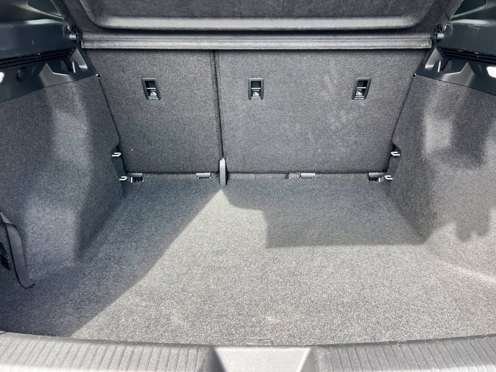 2022 Volkswagen ID.4 Pro