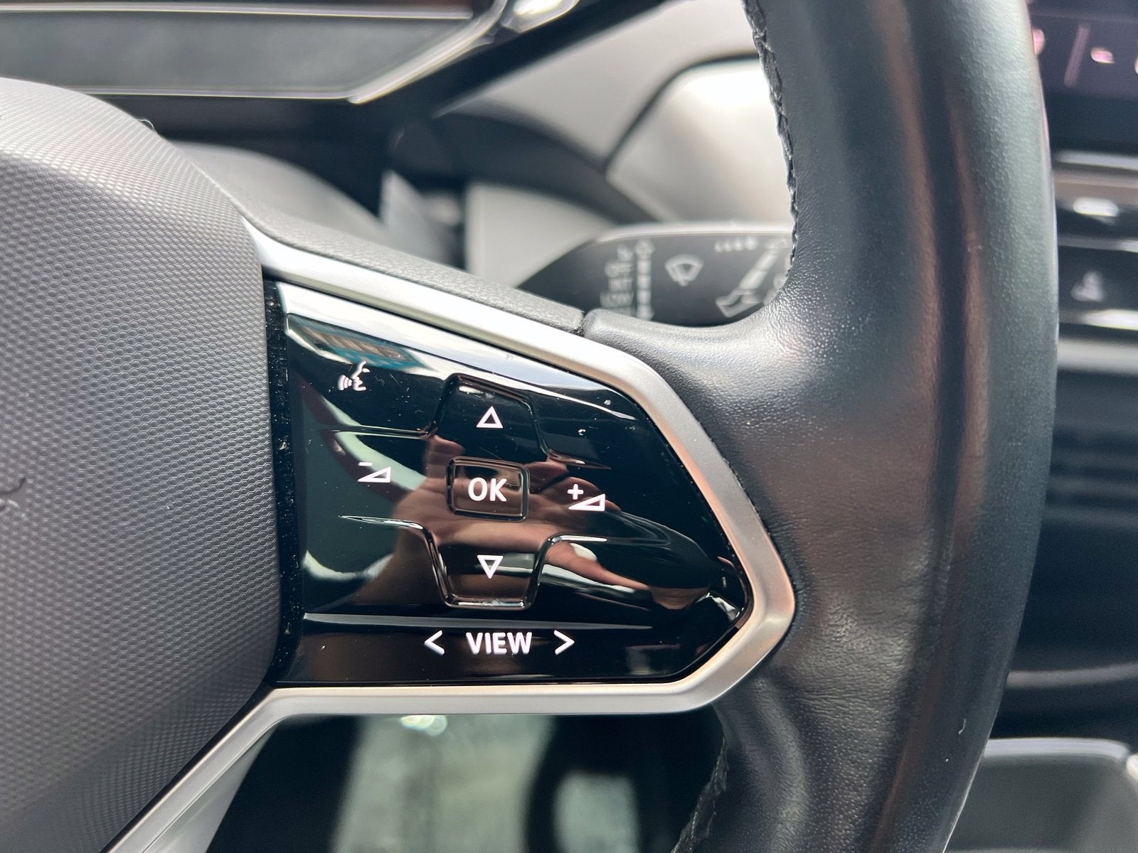 2022 Volkswagen ID.4 Pro