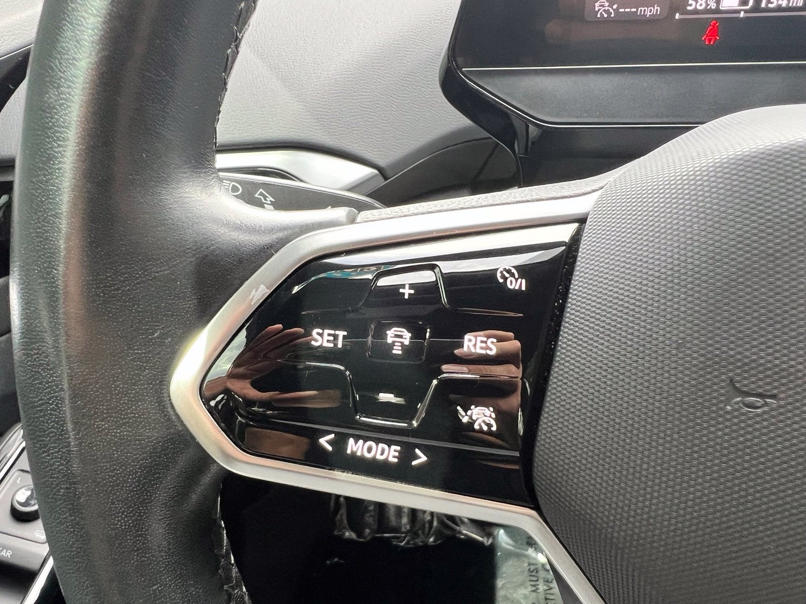 2022 Volkswagen ID.4 Pro