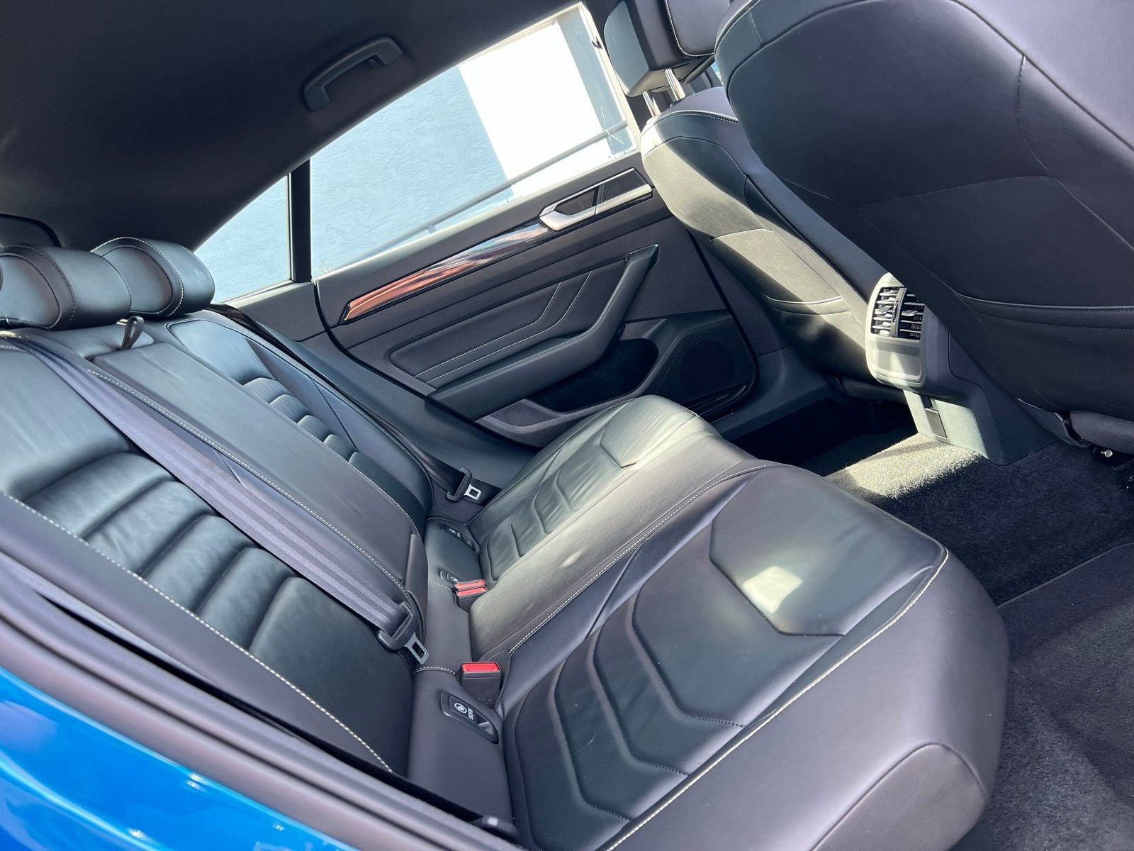 2023 Volkswagen Arteon 2.0T SEL R-Line